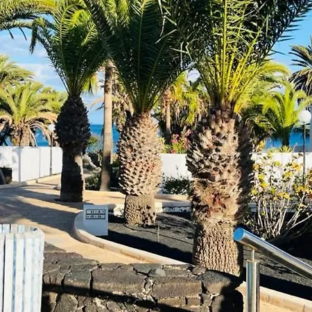 Trinity House En Playa Bastian * Коста-Тегисе