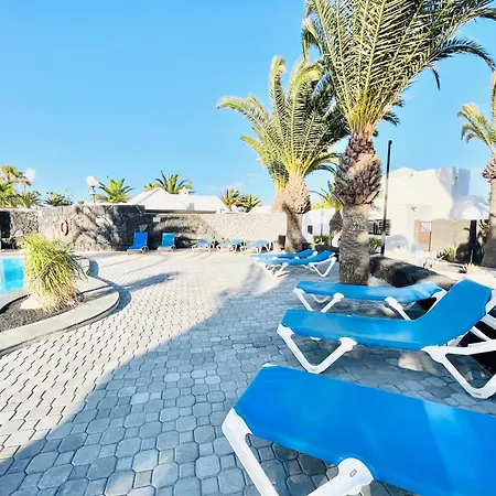 Trinity House En Playa Bastian Ferienhaus *
