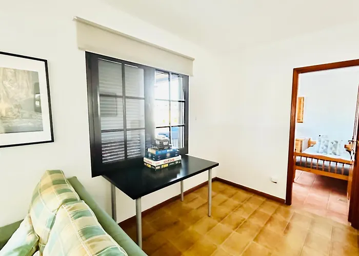 Trinity House En Playa Bastian Casa de Férias