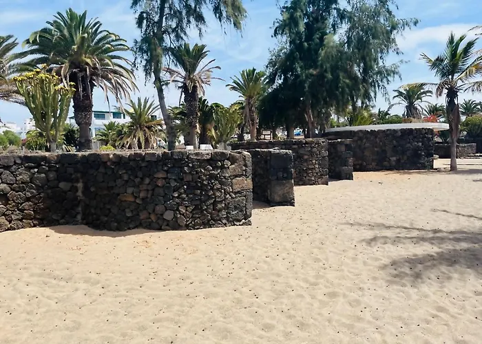 Trinity House En Playa Bastian * Costa Teguise
