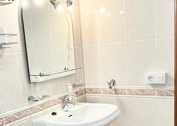 Trinity House En Playa Bastian Dom wakacyjny