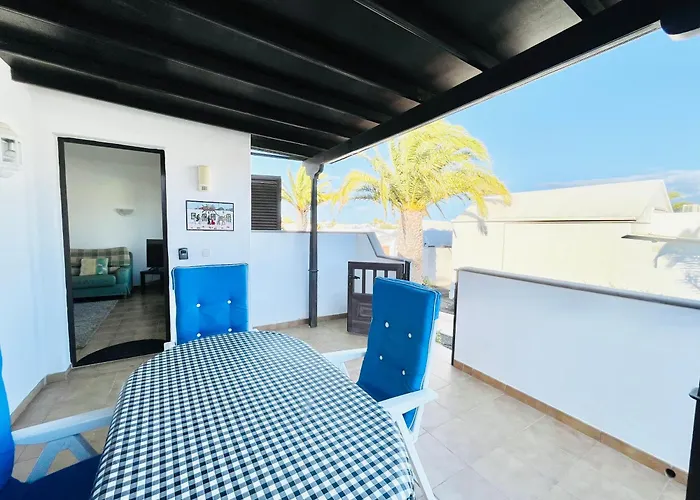 Dom wakacyjny Trinity House En Playa Bastian Costa Teguise