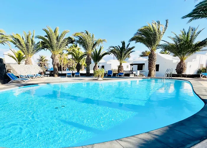 Trinity House En Playa Bastian *